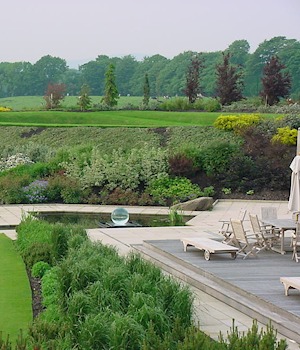 A terrace above deep borders